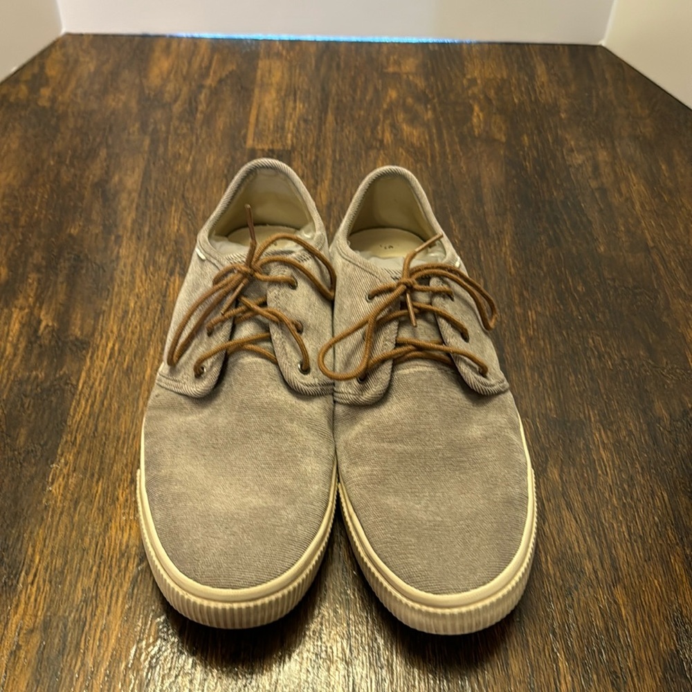 Men's Gray TOMS Shoes - Size 11 - Casual Comfort